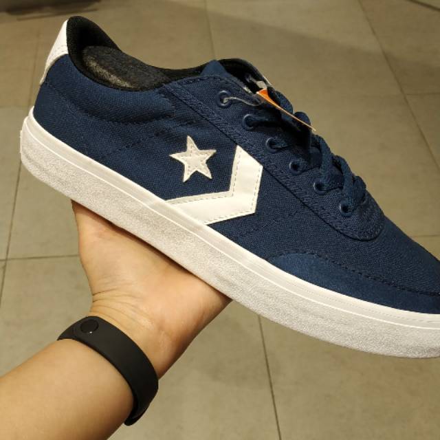 Converse courtland on sale for man...