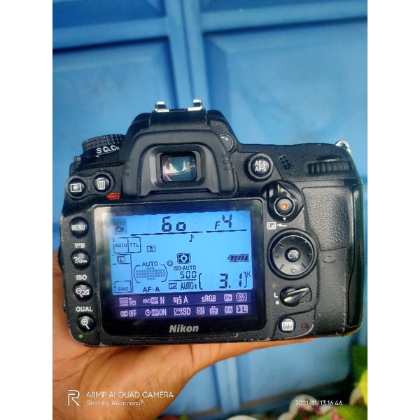 NIKON D7000 LENSA 18-105