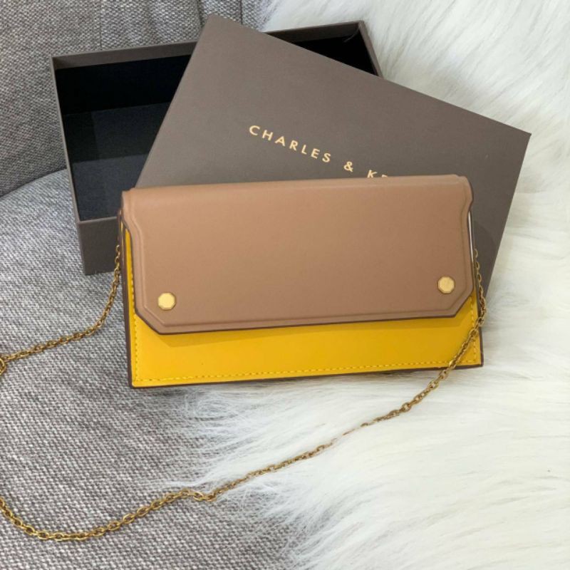 C81227 TAS CHARLES AND KEITH ORIGINAL BAG BRANDED