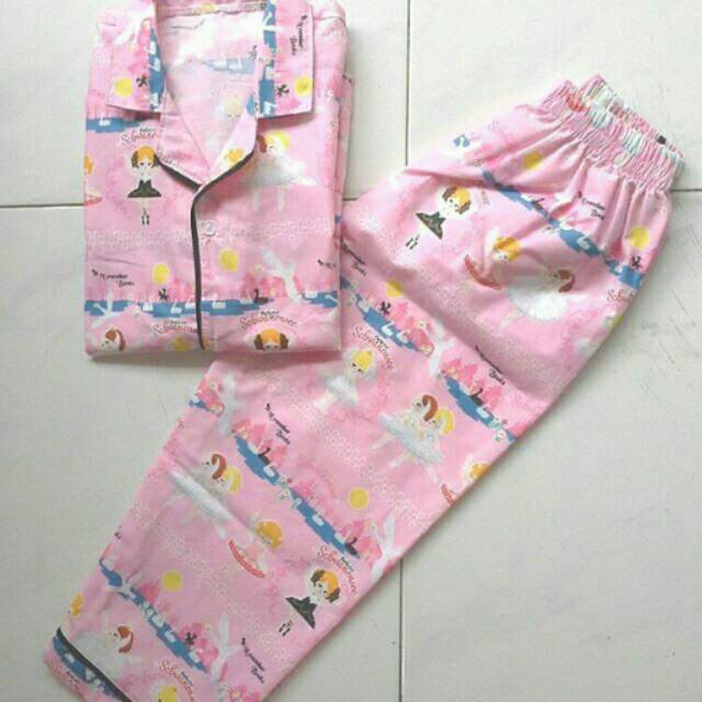 Piyama swan lake pink