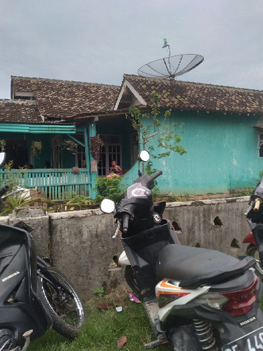 Grosir Terlaris Genes Jelita Tunic Navbor Yelbor Whitbor Creambor Tunik Batik Modern