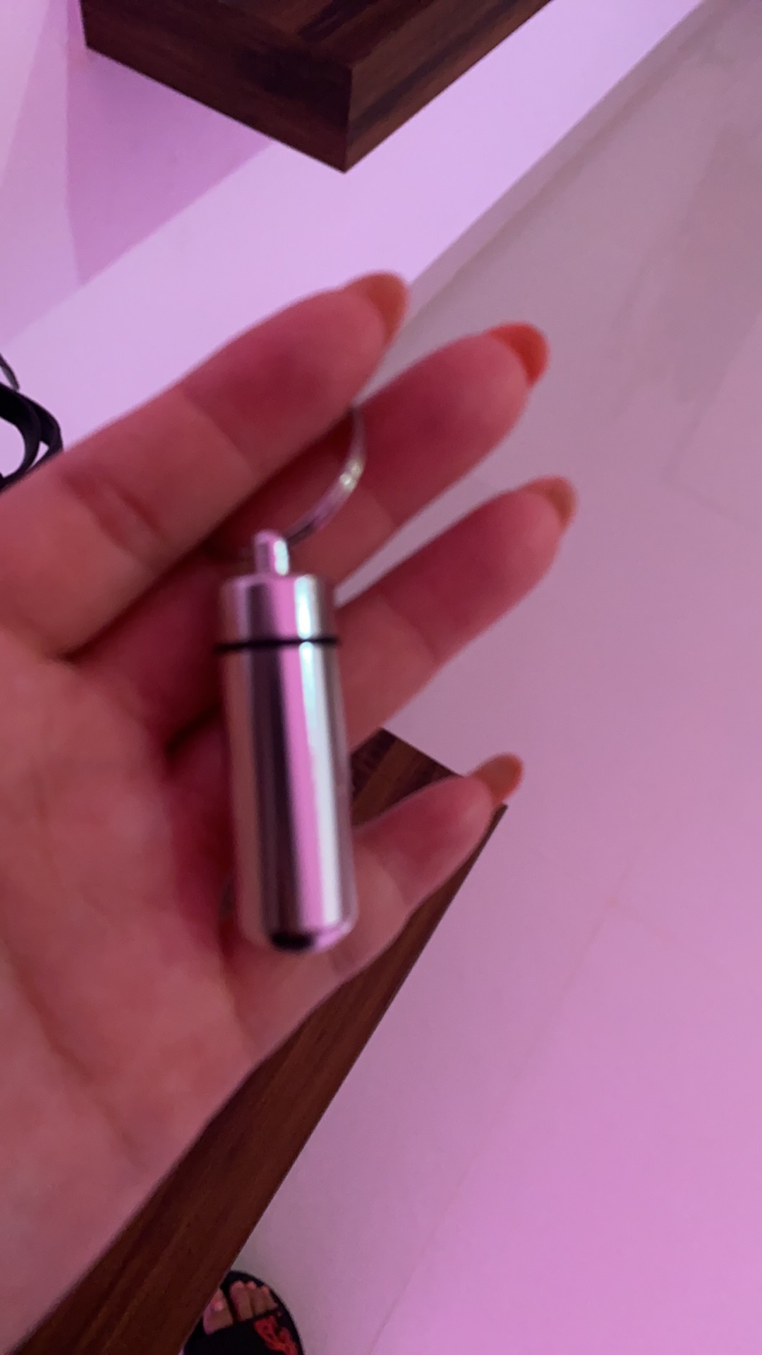 Botol Obat Stainles..bisa Di Pakai Gantungan Konci..resleting Tas Mini Bag