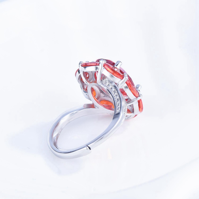 Fancyqube Cincin Garnet Kristal Zircon Besar Warna Silver Gaya Vintage Untuk Wanita