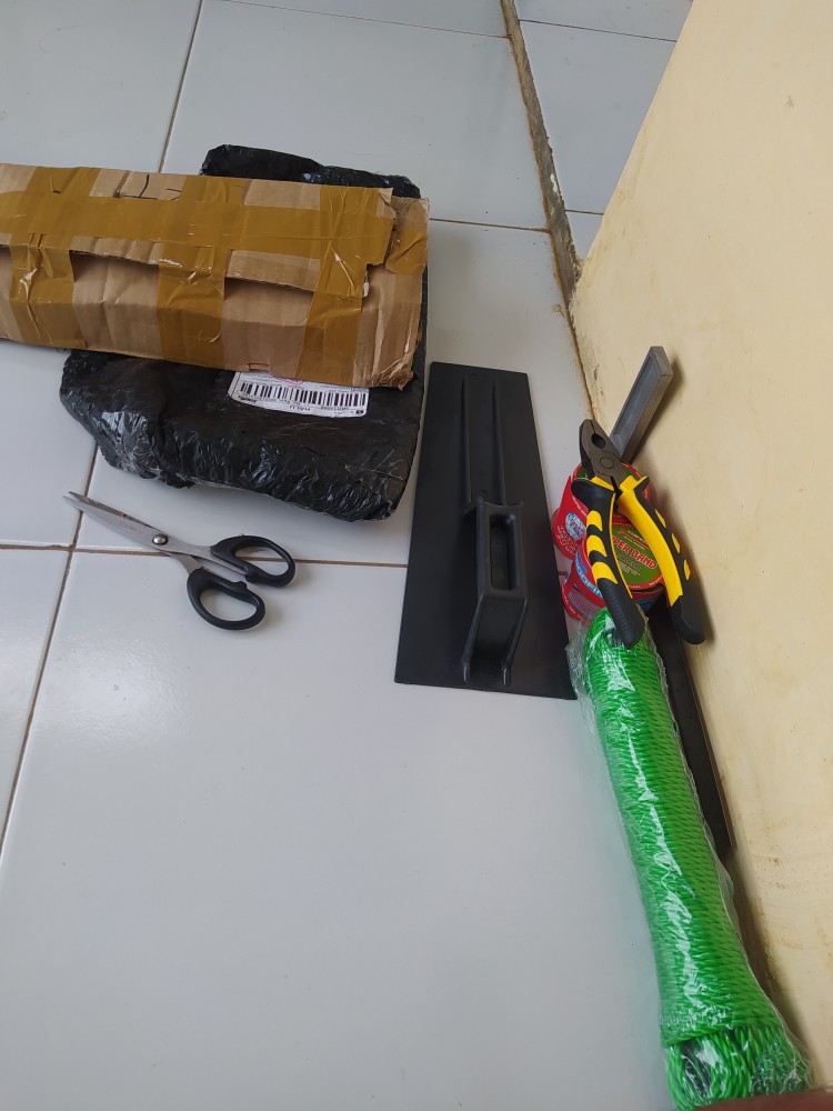 Roskam Raskam Pvc Hitam Elgladio