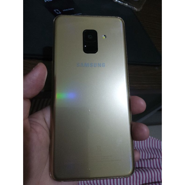 Jual HP Samsung A8 2018 4GB/32GB Second