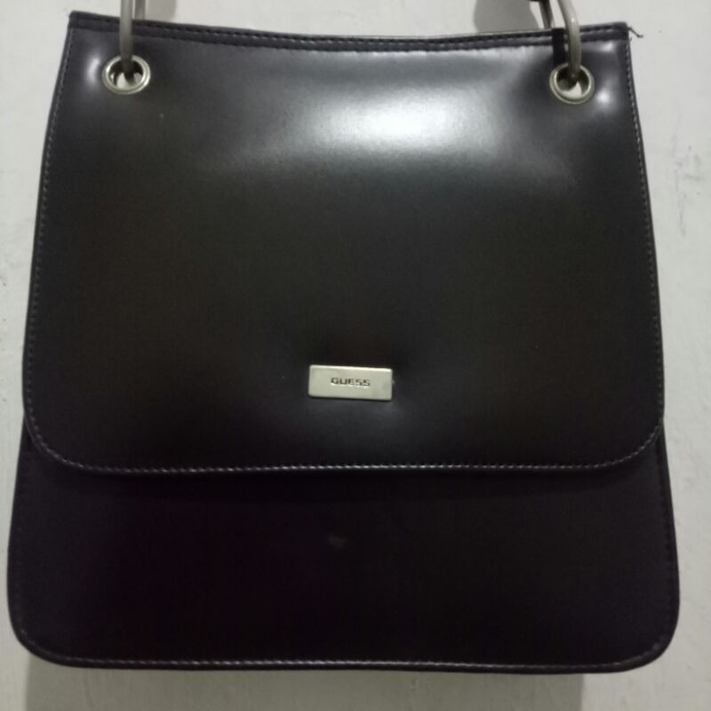 Tas merk Guess