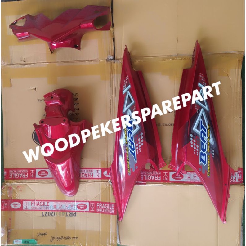 BODI BELAKANG SPAKBOR DAN BATOK KEPALA BEAT KARBU MERAH MAROON