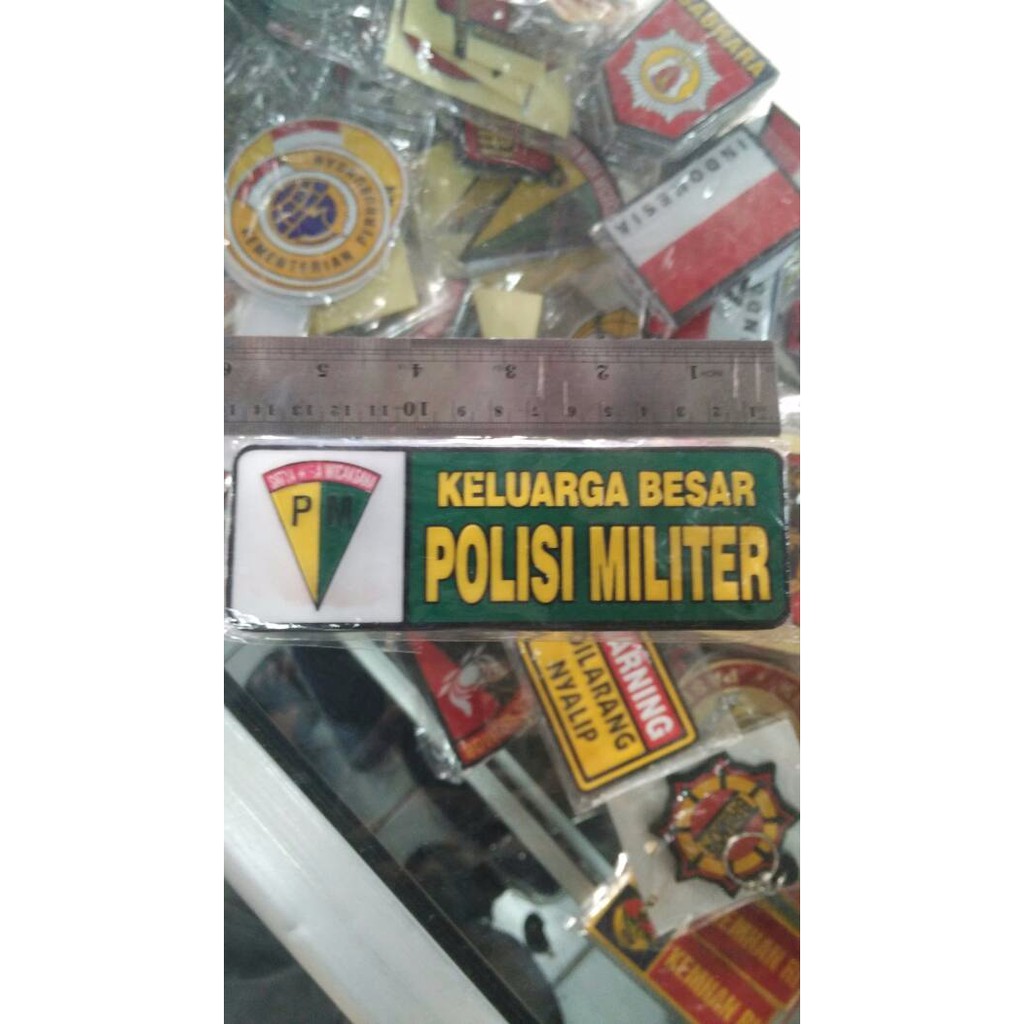 

sticker keluarga polisi militer