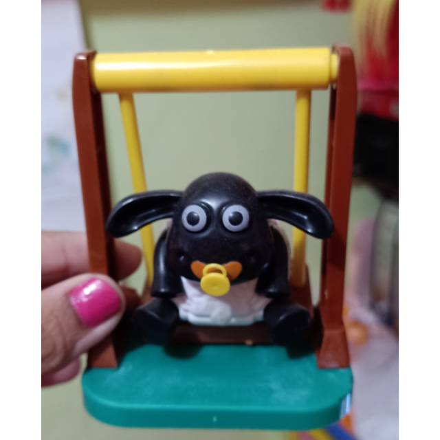 Mainan KFC timmy shaun the sheep