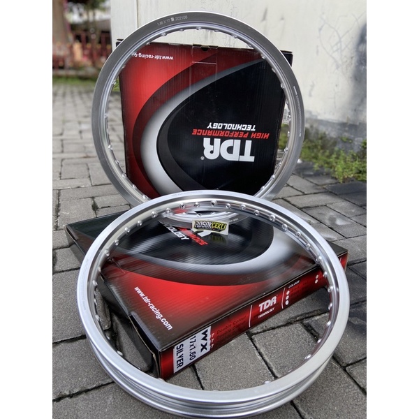 Velg tdr w shape set 160/185 ring 17 silver