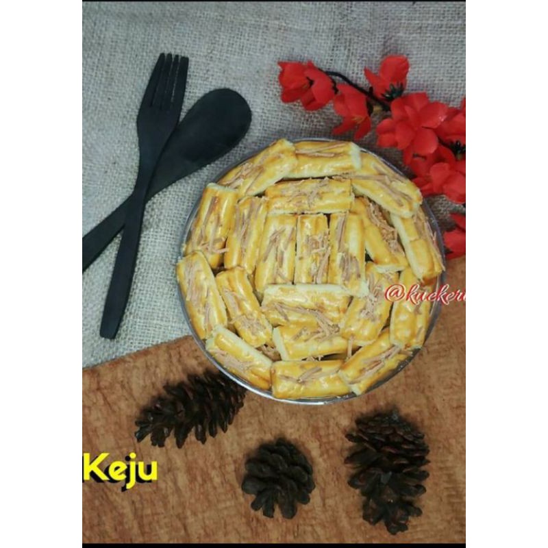 

KEJU CASTANGEL REGULER/KUE KERING ISTANA