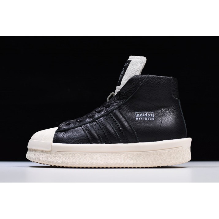 herschel retreat mid volume black