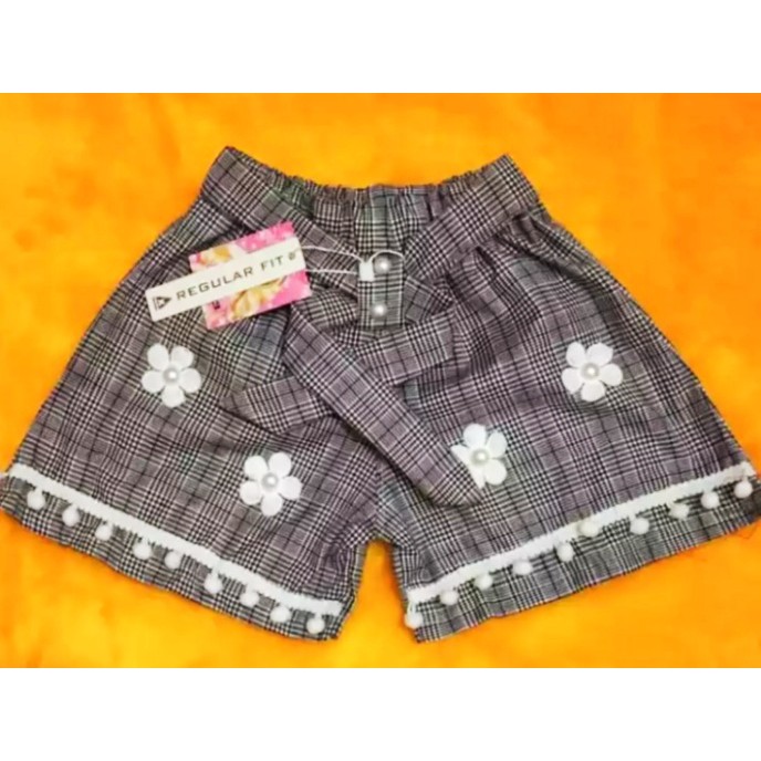 Celana Kotak Anak Perempuan Bahan Katun