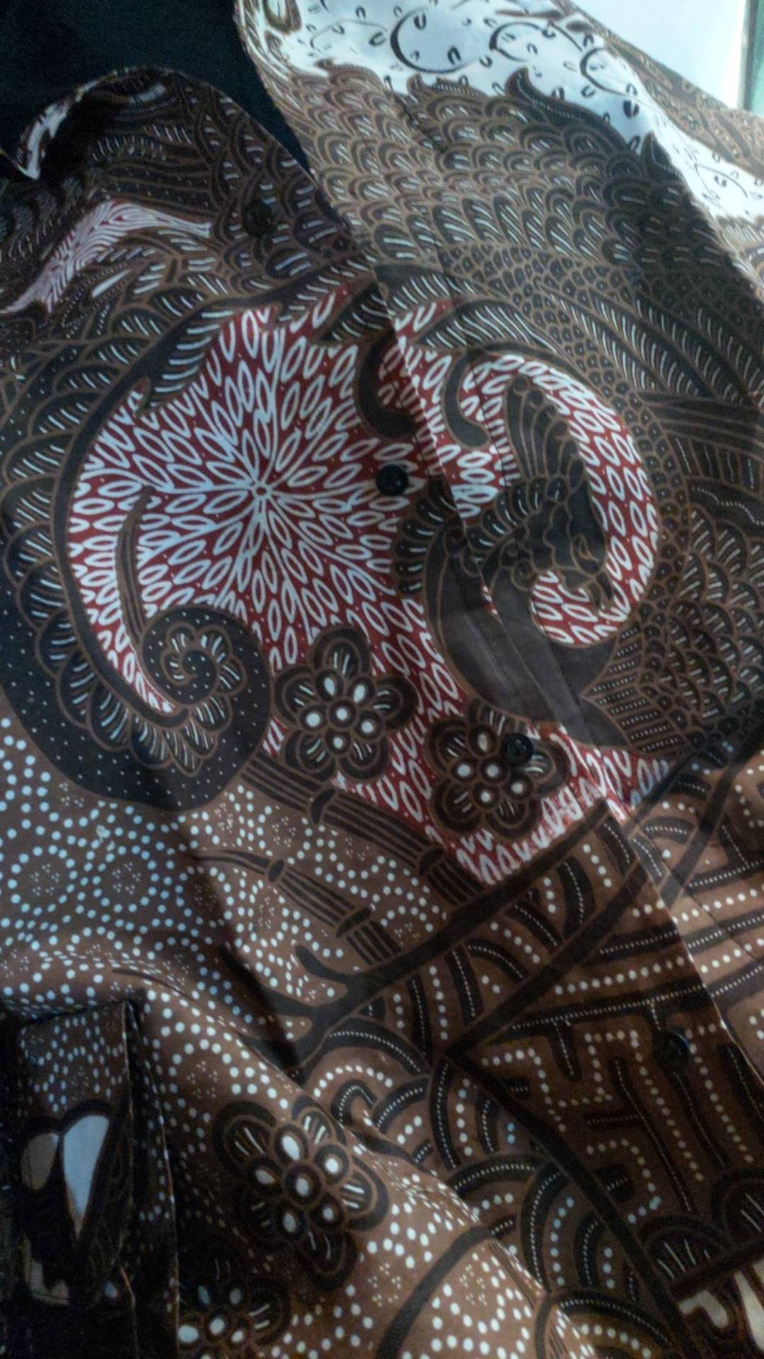 Kemeja Batik Pria Full Furing Lengan Panjang Katun Halus Sragenan Motif Mama Muda Pink