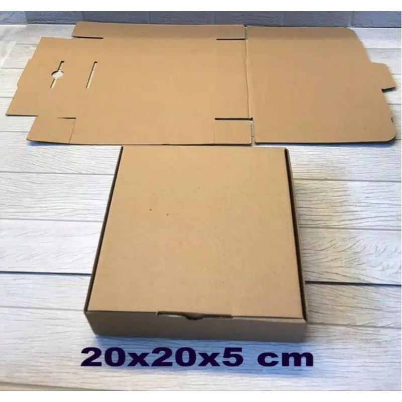 

Kotak kue / Box kue / Kardus kue / Box Pizza / kotak kado 20x20x5