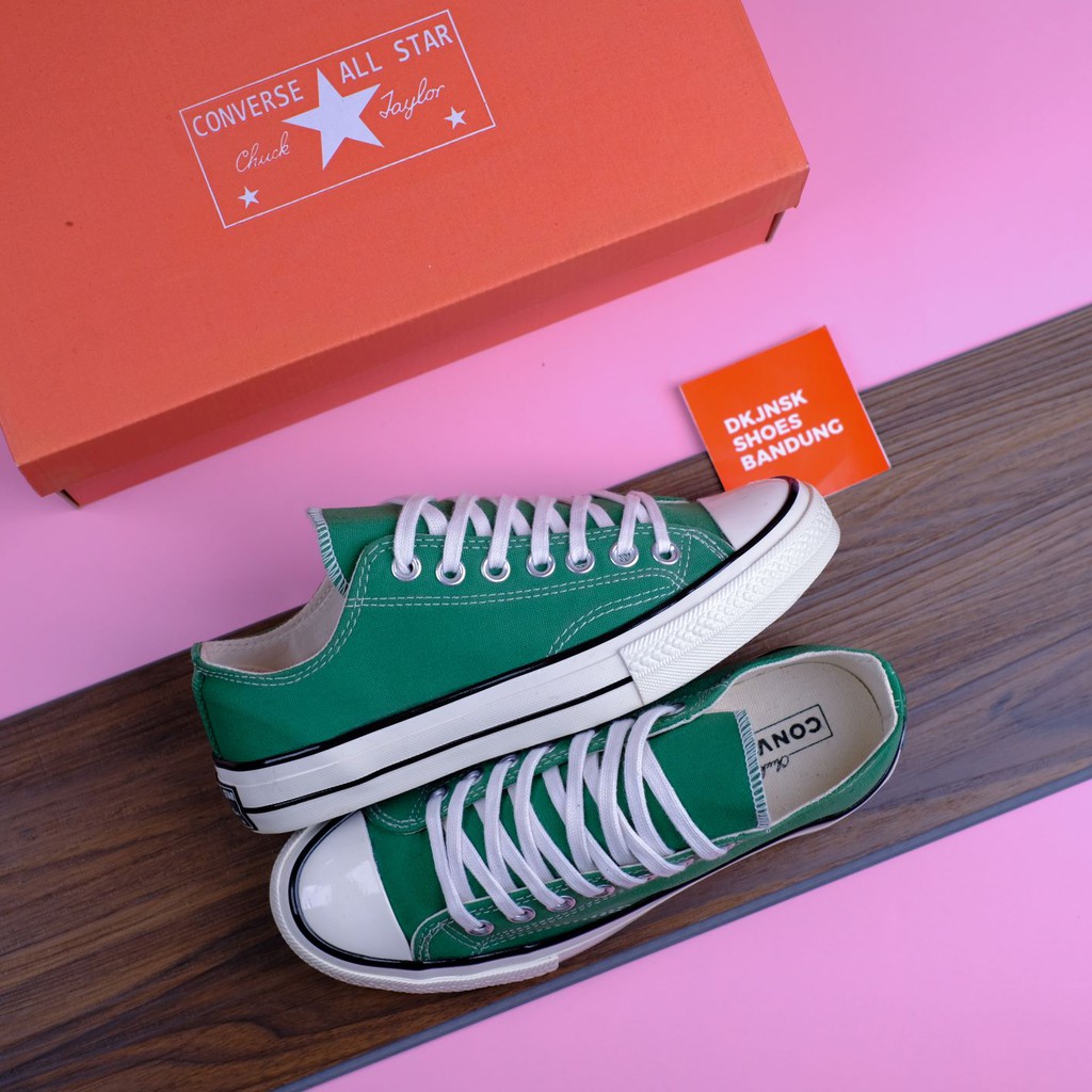 converse emerald green