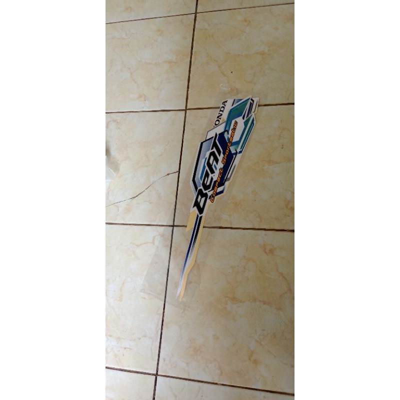 Sticker stripping body Beat karbu putih 2008