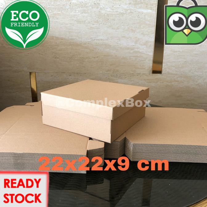 

BARU Box / Dus Kue 22 x 22 x 9 cm Cake Karton Kotak Corrugated