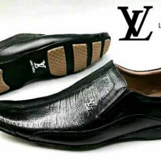 SEPATU PENTOFEL PRIA SEPATU FORMAL KULIT ORIGINAL LOUIS VUITTON KEREN TERBARU | Shopee Indonesia