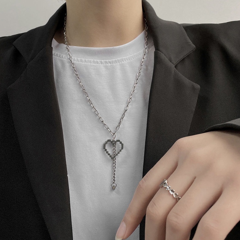 Jepang dan Korea ins sederhana titanium baja berbentuk hati personalized kalung pria dan wanita sele