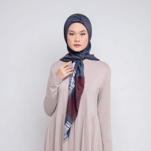HIJAB SEGIEMPAT DAUKY / DISTRICT SCARF DAUKY