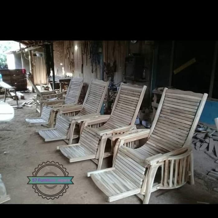 Kursi malas kayu jati - kursi teras hias/ kolam renang mentahan