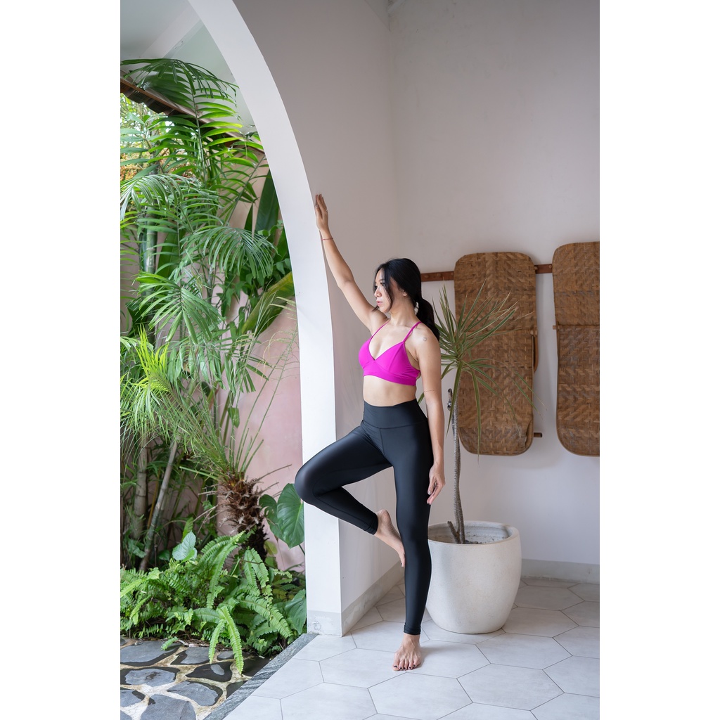 Jivvanya Activewear - Indira Bra Fuchsia - Sports bra / Bikini top / Swimwear top