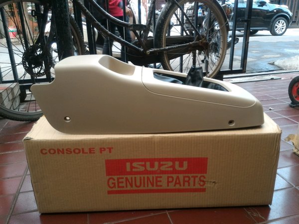 Ready Stock Console Box Konsul Box Depan Panther Kapsul dan Grand Touring Original