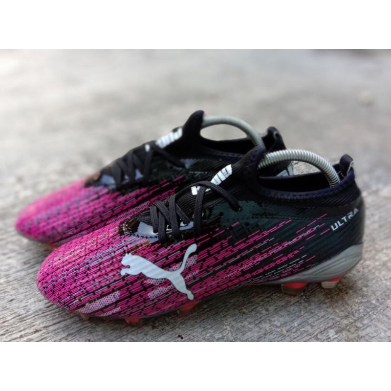 Sepatu Sepak Bola Puma Ultra Purple