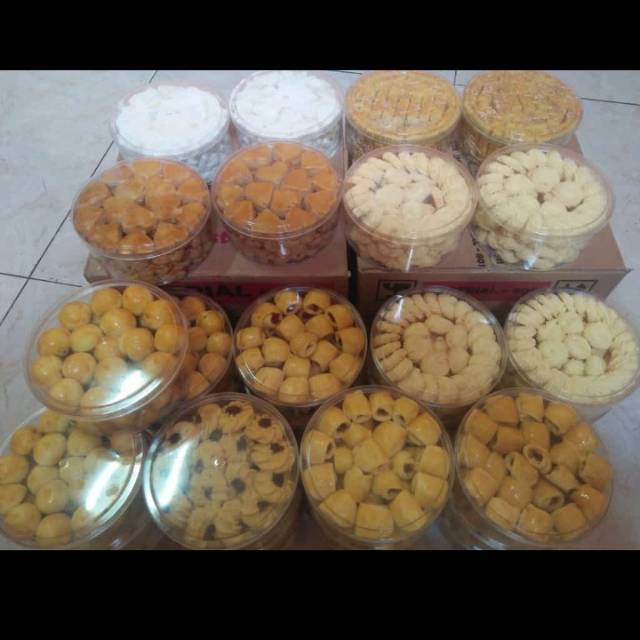 

Kue kering berbgai varian