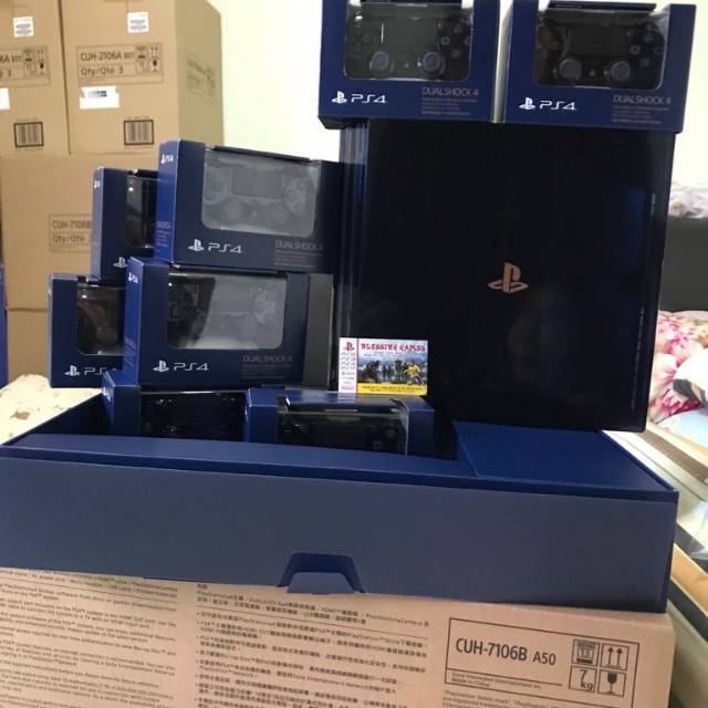 PS4 PRO 2TB 500 Million Limited Edition.