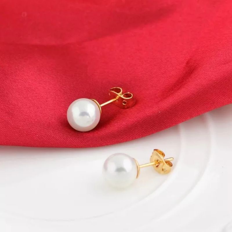 Anting Tusuk Mutiara Putih Wanita