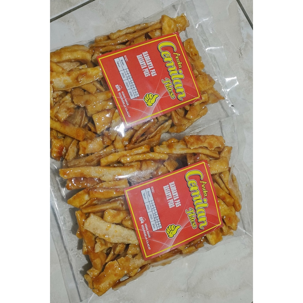 

Keripik Singkong Manggleng Pedas Manis
