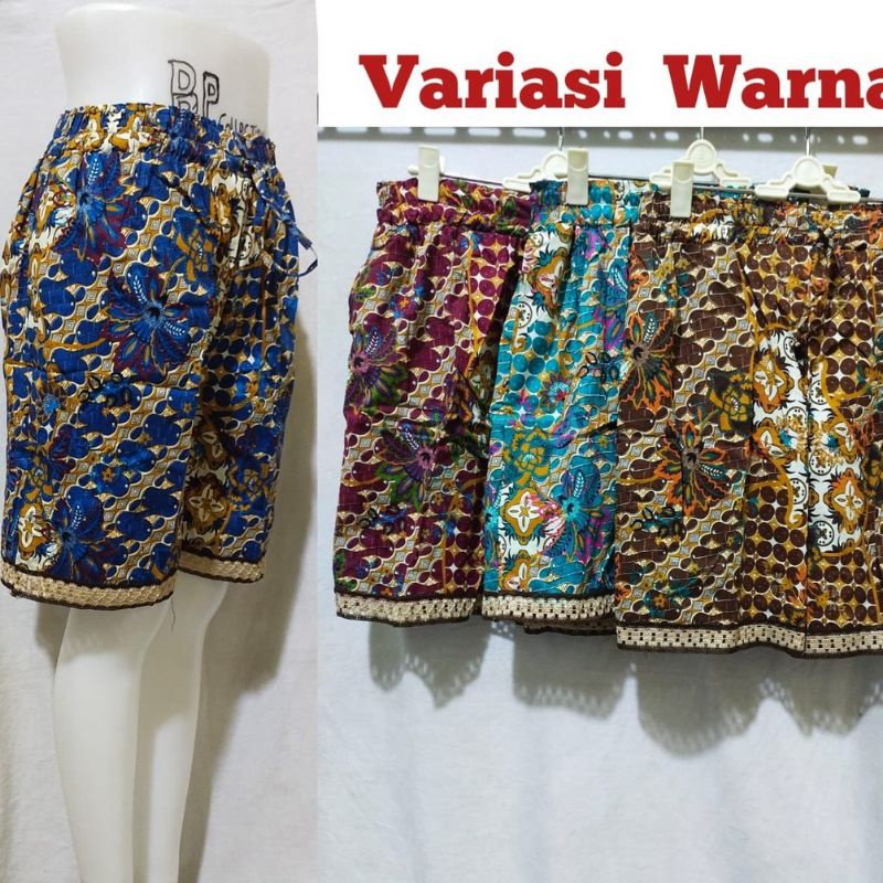 CELANA PENDEK MOTIF BATIK DAN BUNGA BAHAN KATUN STRECTH / HOT PANTS BATIK DAN BUNGA