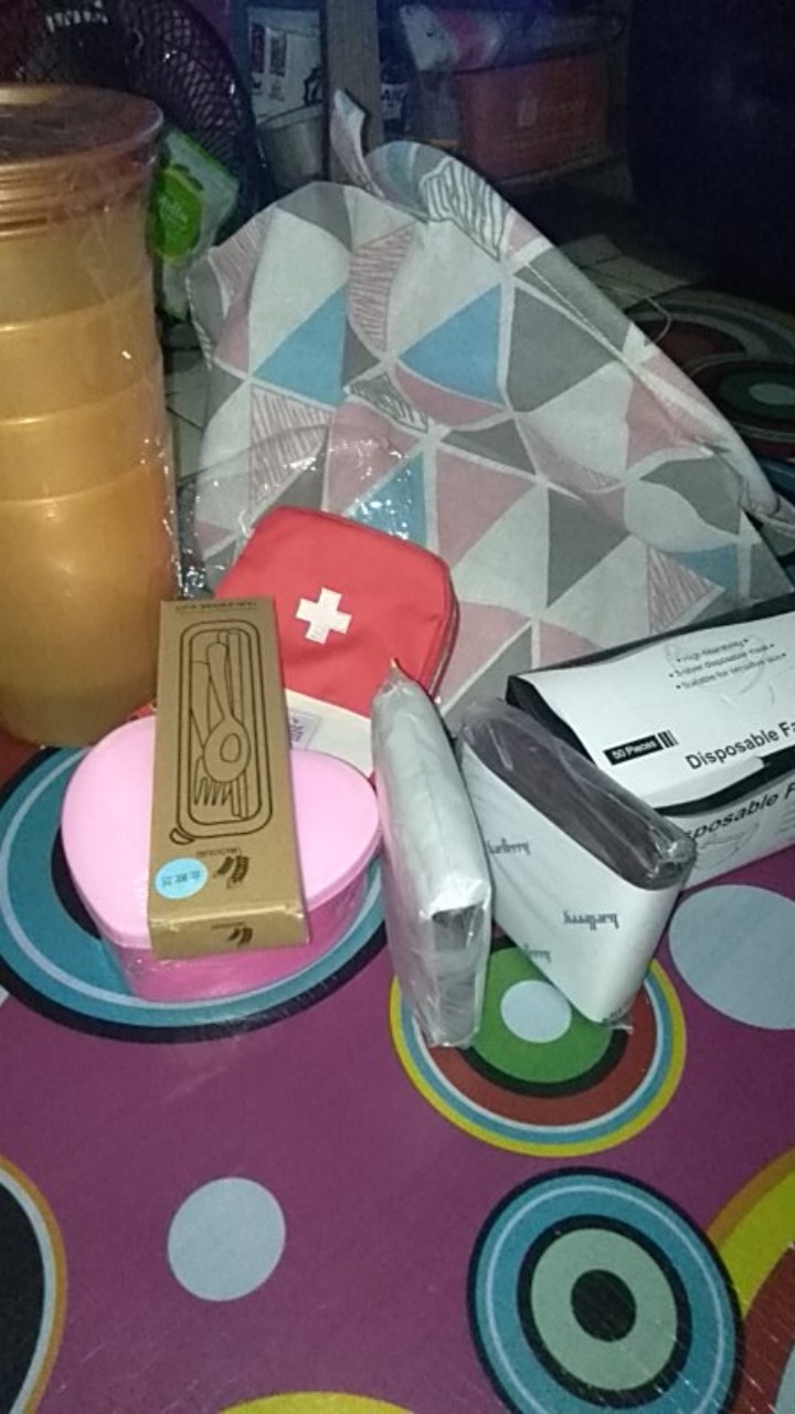 Clean Heart Lunch Box Bentuk Hati