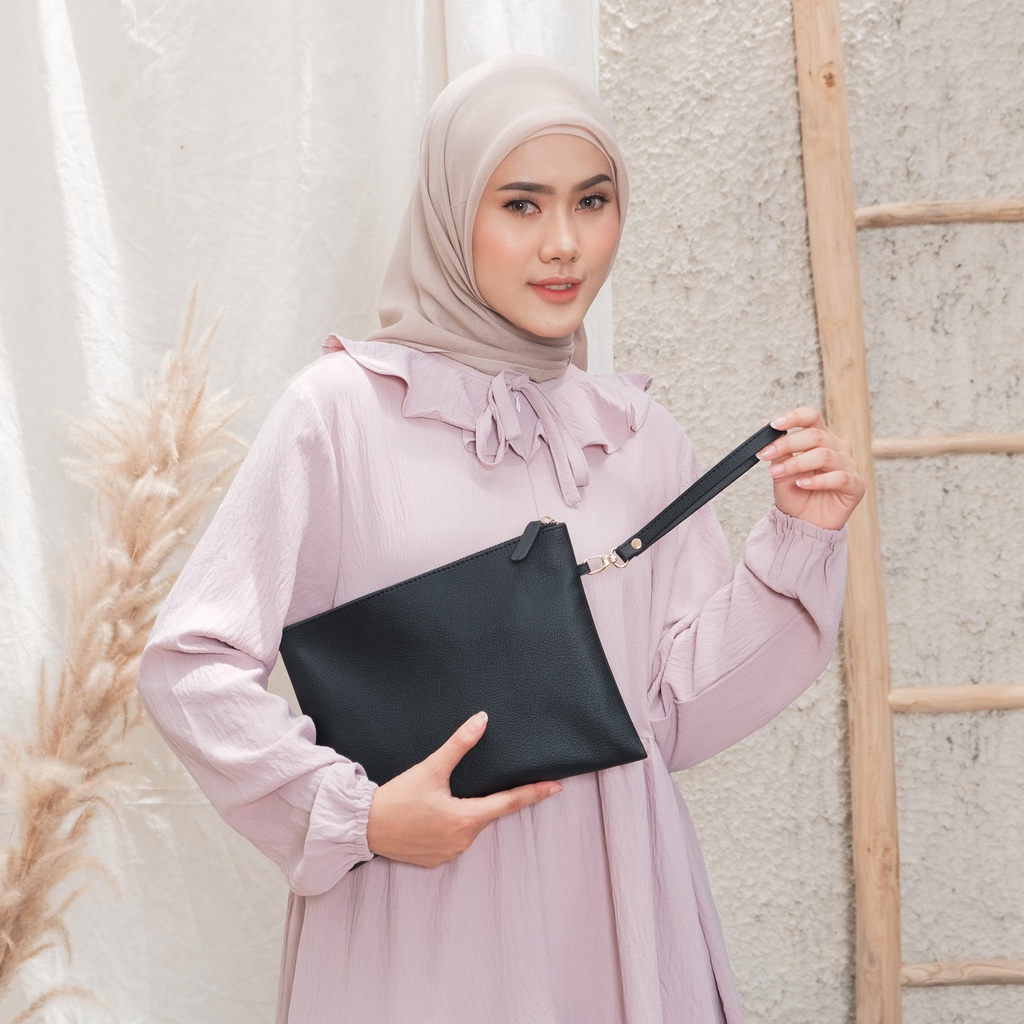 Ruby Clutch LFL - HITAM