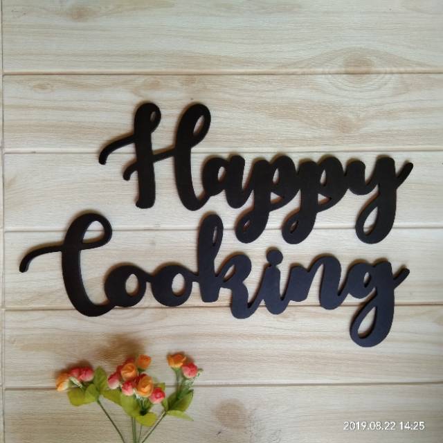 COD HiasanDinding Dapur Ruang Makan Happy Cooking Hiasan Dinding Huruf Tulisan Kayu