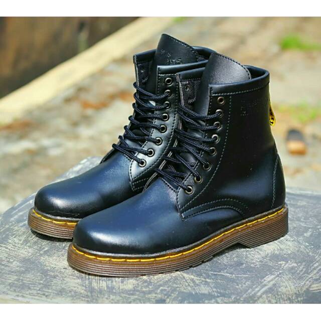 Sepatu Boots Dr.Martens