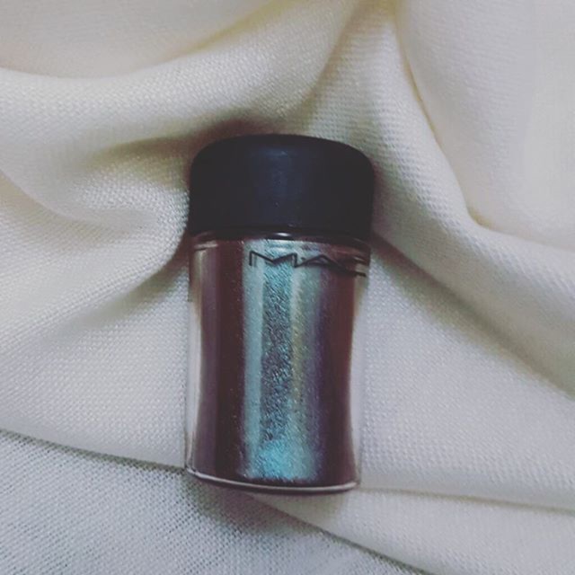 MAC Deep Blue Green Pigment