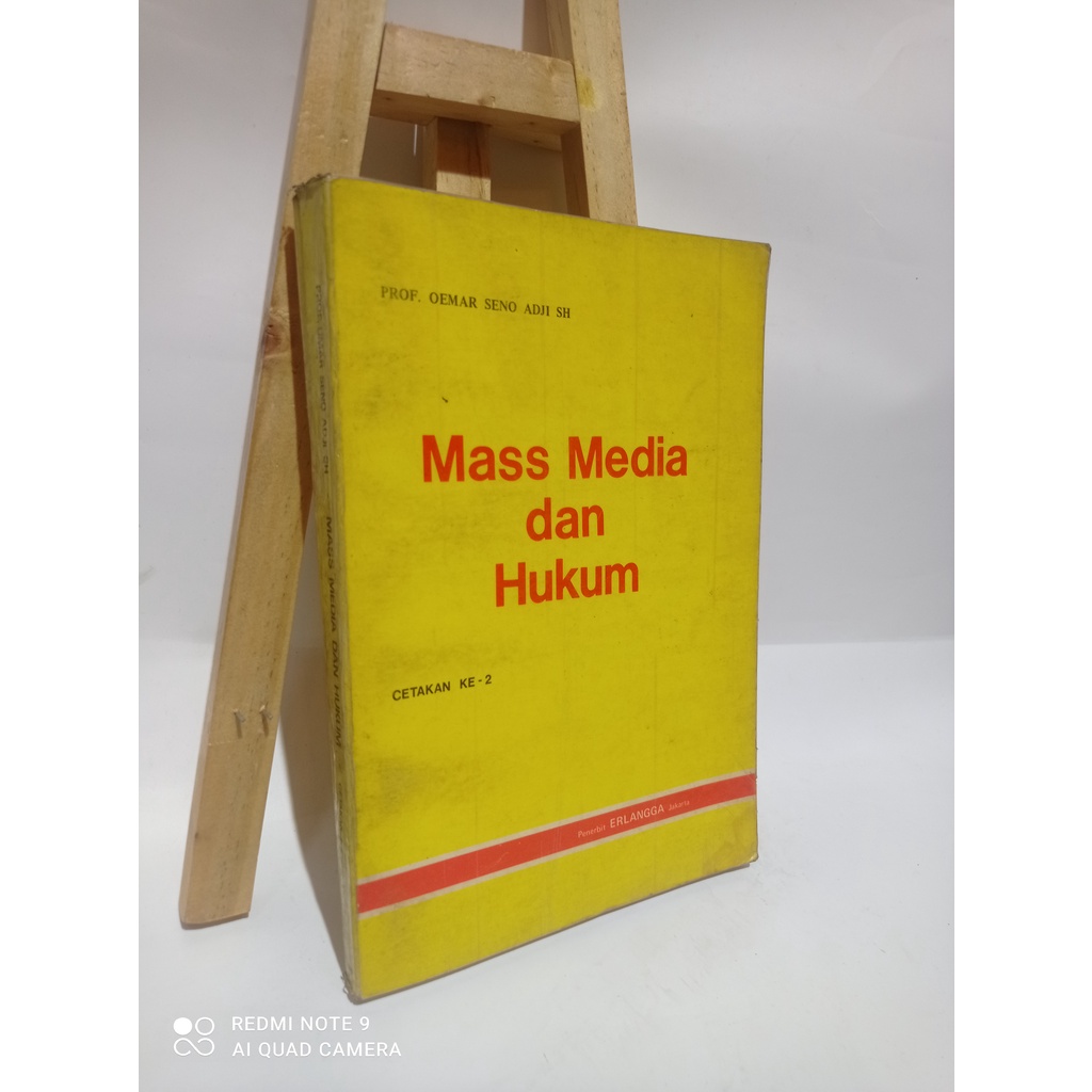 Mass Media Dan Hukum Ori Prof Oemar Seno