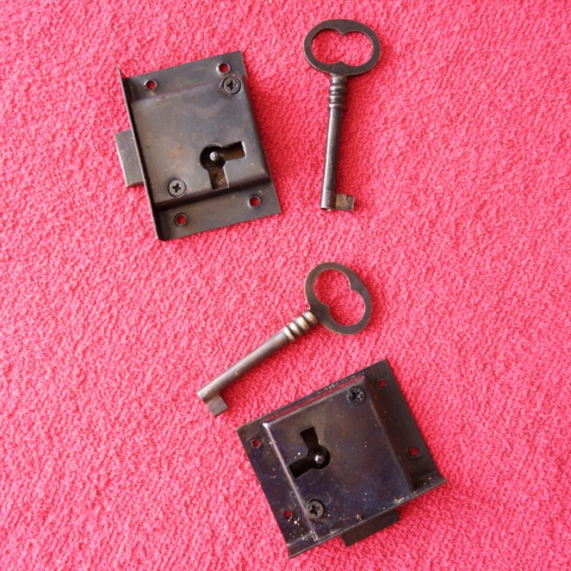 BODY KUNCI PENGAMAN LOKER LACI BUFET LEMARI ANTIK KLASIK KUNO JADUL JAMAN DULU DRAWER LOCK VINTAGE