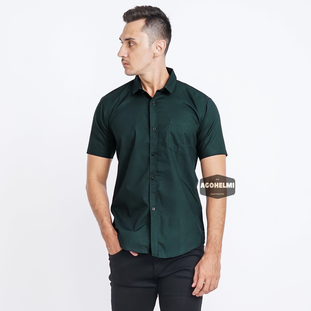 Kemeja Pria Lengan Pendek Kemeja Polos Warna Hijau Botol Hijau Tua Dark Green Slimfit Casual Keren