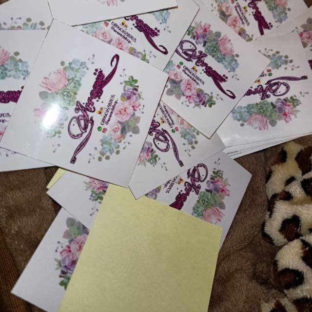 

STIKER UKURAN 7X7 DAPAT 24PCS