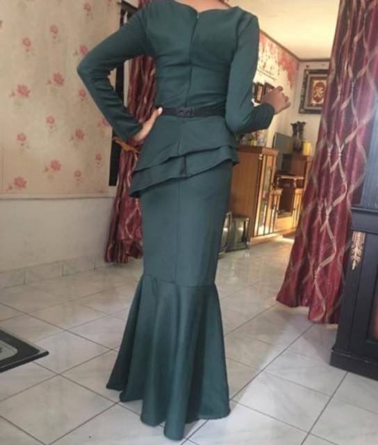 74# L74 Longdress Mermaid Asimetris + Belt Gold High Quality Vaganza Scuba Gaun Pesta Duyung 900g