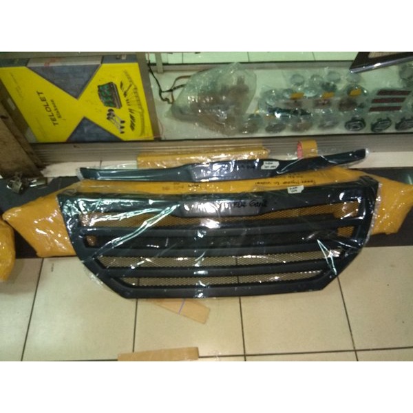 grill custom Innova 2014-2015 jaring