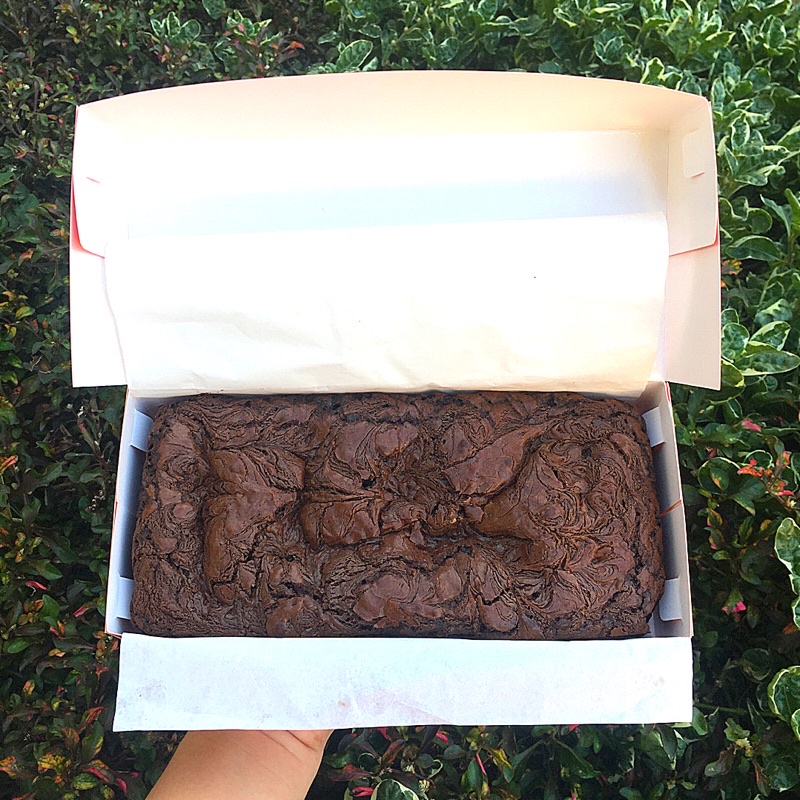 

FUDGY BROWNIES (BROWNIES PANGGANG 22 x 10 cm)