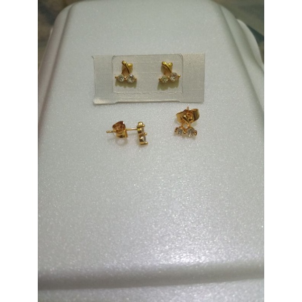 Giwang anting cerry titanium gold 18k