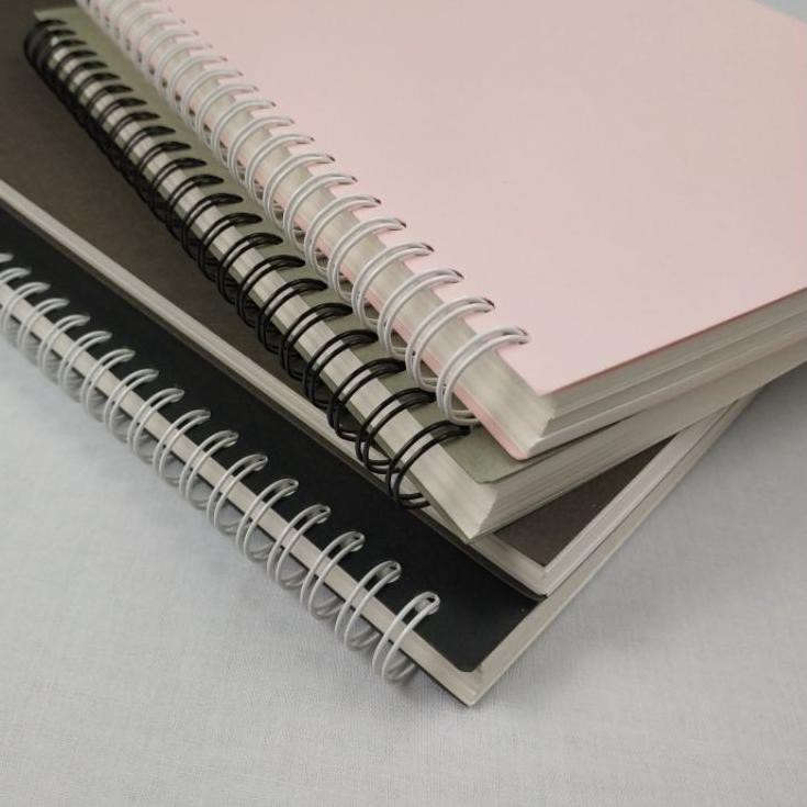 

Bestseller 7JZZA BUKU TULIS NOTEBOOK catatan A4 JILID SPIRAL SIMPLE BASIC TEBAL 100 HALAMAN 64 Terla