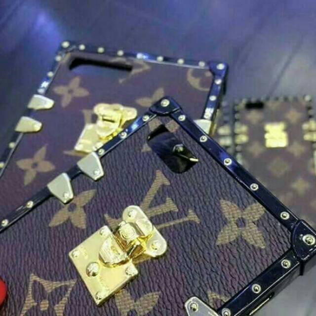 LV Eye Trunk Case