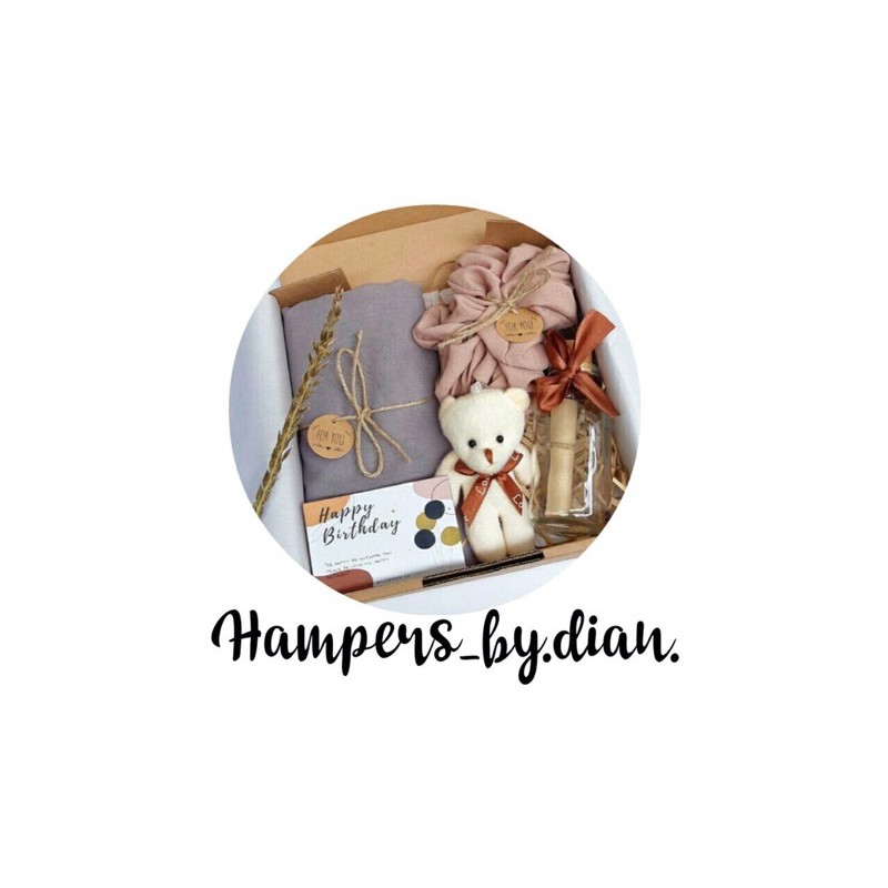 

Hampers hijab/ gift box graduation, Brithday, Wedding
